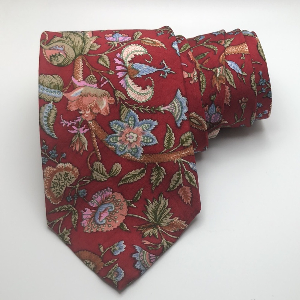 Mark Shale VTG Gorgeous Floral Design Silk Tie